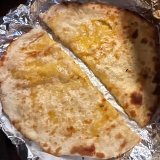 CHEESE NAAN*